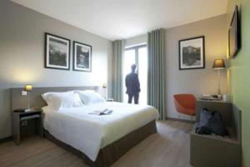 Adonis Lyon Dock Ouest Aparthotel Room photo